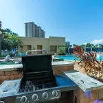 Emerald Beach 1033